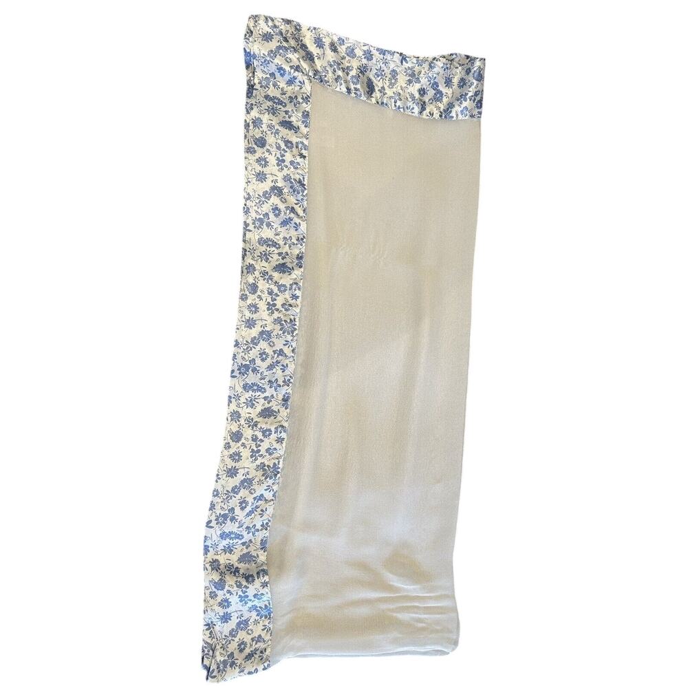 Italca Blue and White Wrap 100% Silk - Picture 2 of 6